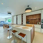 New Pine Haven , Private Heated Pool Sleeps 8, Tranquil Retreat Bobovisca