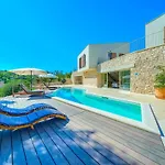 Villa Pine Haven - Heated Pool, Sea Views & Bbq Terrace I Brac *