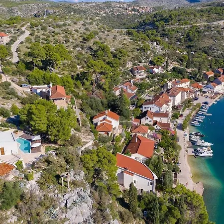 Pine Haven - Heated Pool, Sea Views & Bbq Terrace I Brac فيلة *