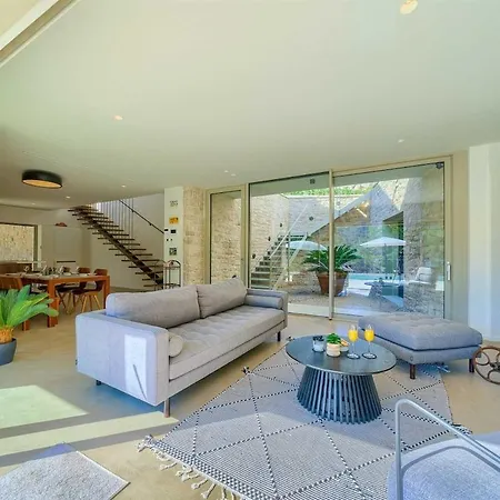 Pine Haven - Heated Pool, Sea Views & Bbq Terrace I Brac فيلة