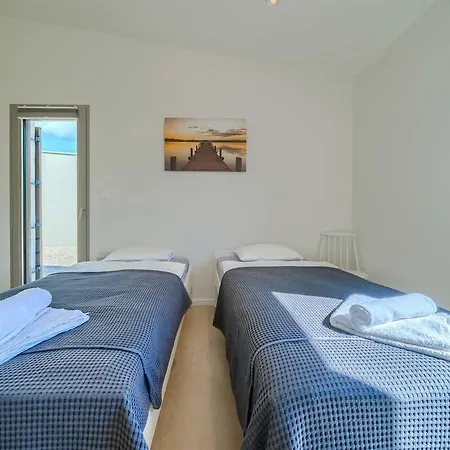 Pine Haven - Heated Pool, Sea Views & Bbq Terrace I Brac